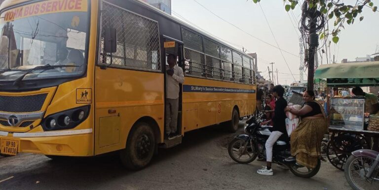 बांदा में ट्रैफिक व्यवस्था की बदहाली, 23 साल बाद भी नहीं सुधरी स्थिति